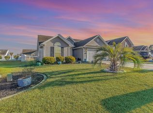 295 Four Leaf Ln, Murrells Inlet, SC 29576