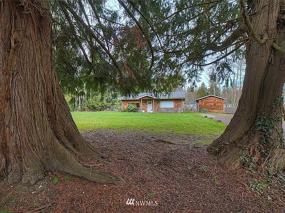 3rd image of 12432 NE Philip Dr
