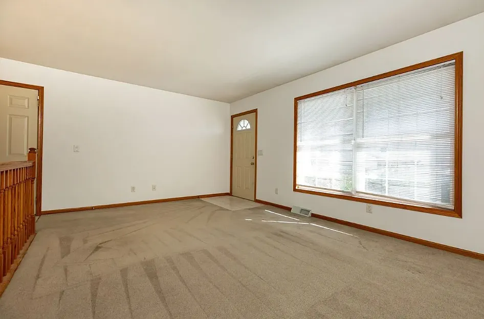 Building Photo - 2091 Hummingbird Dr #2091