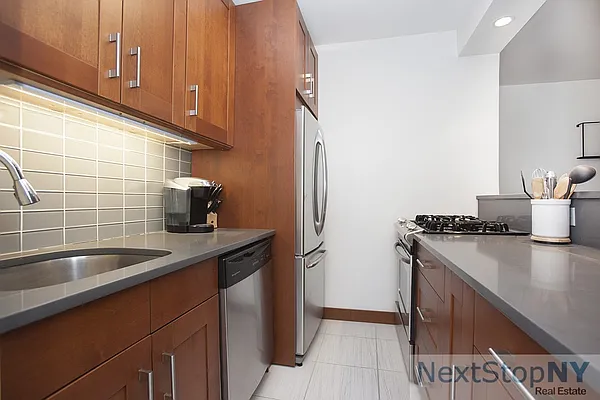 Sold by NextStopNY | media 3