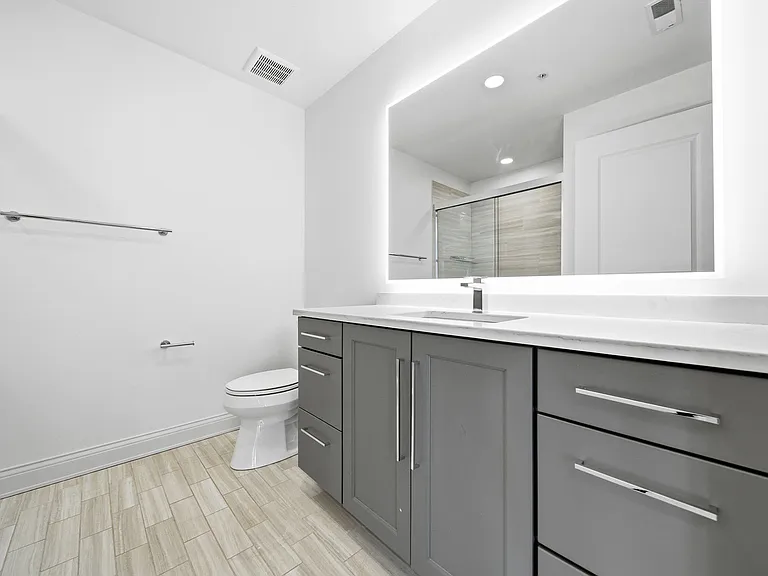 HUBBARD PARK PLACE — Photo 8