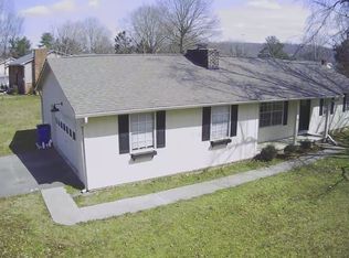 126 Singletree Dr NW, Cleveland, TN 37312