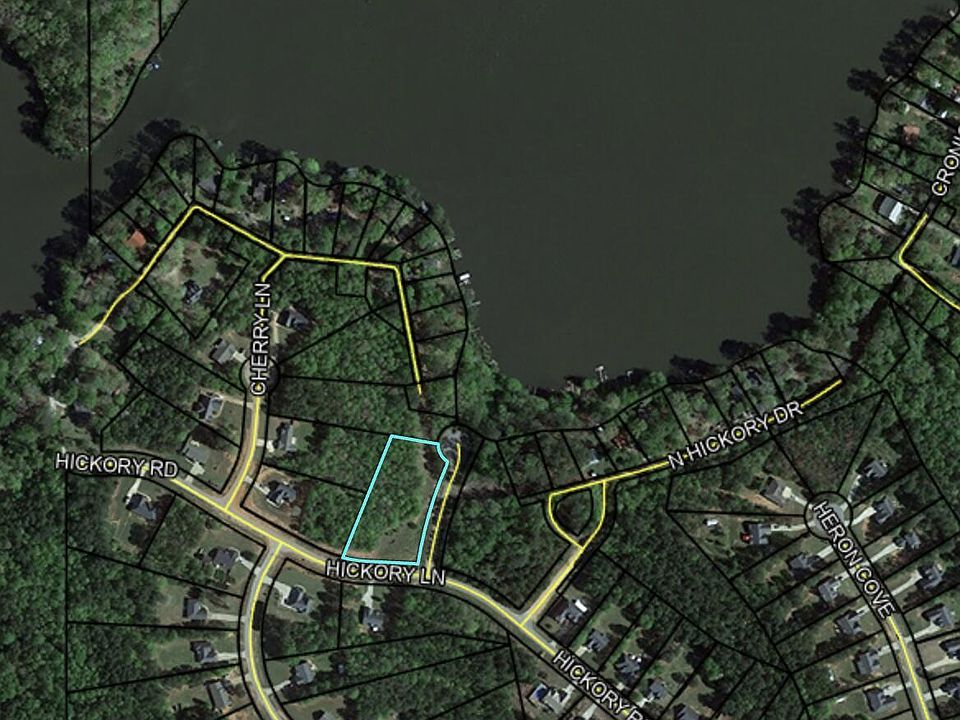 2nd image of 355 Hickory Rd