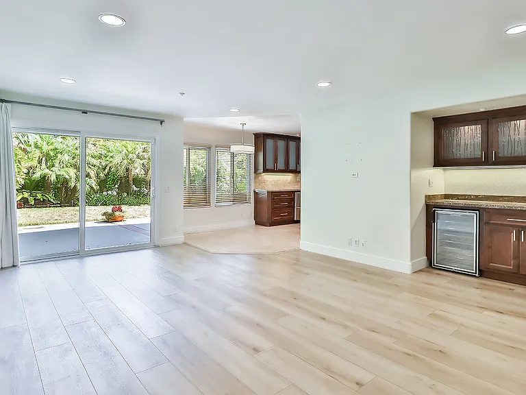 5618 Silver Valley Ave — Photo 17
