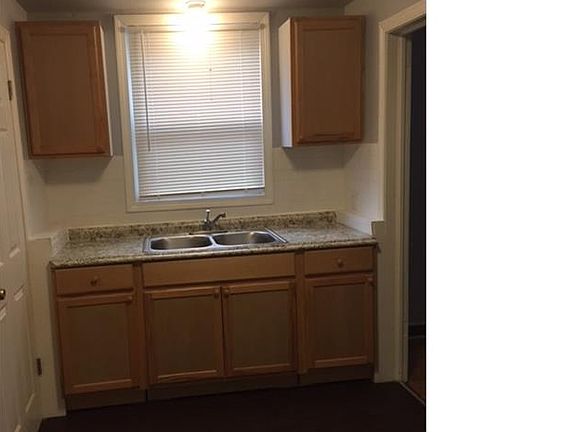 3rd image of 10536 Morang Dr