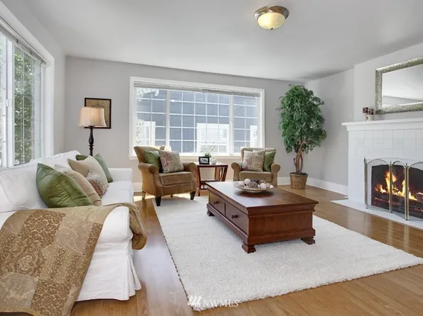 (undisclosed Address), Seattle, WA 98117