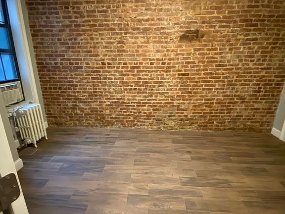 3rd image of 176 Howard Ave APT 3L