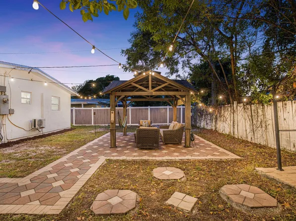 3110 SW 47th Avenue, West Park, FL 33023