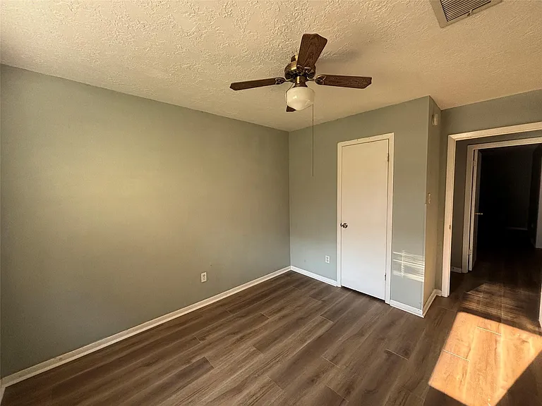 1506 Park Maple Dr — Photo 9