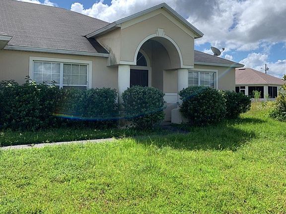 2nd image of 440 Britten Dr
