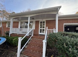 408 E Simmons Ave, Williamston, NC 27892