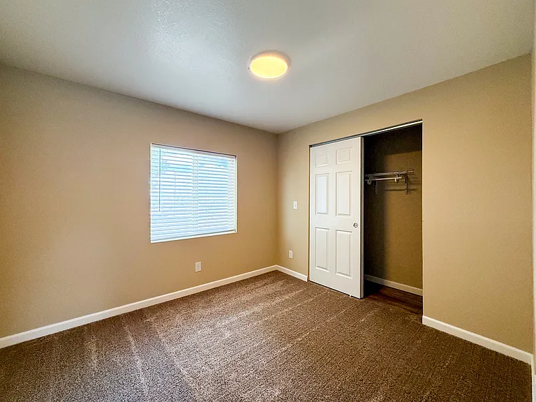 501 E 2nd Ave #2 — Photo 13