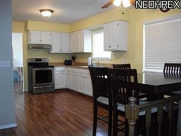3rd image of 8634 N Gateway Dr