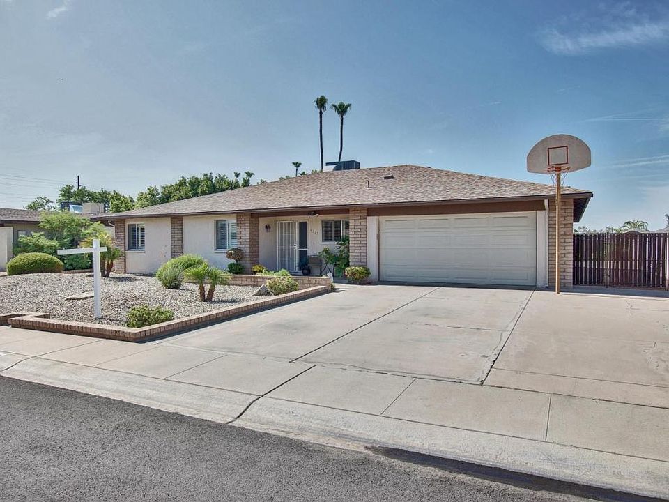 1st image of 4327 W Corrine Dr
