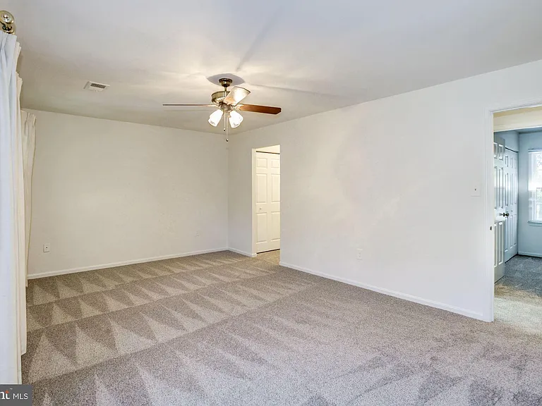 9012 Penn Manor Ct — Photo 22