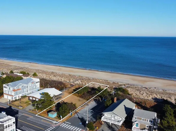 99 Maplewood St, Bethany Beach, DE 19930