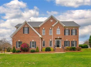 3010 Deercroft Ln, Clemmons, NC 27012