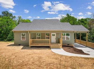 123 Azalea St SW, Calhoun, GA 30701