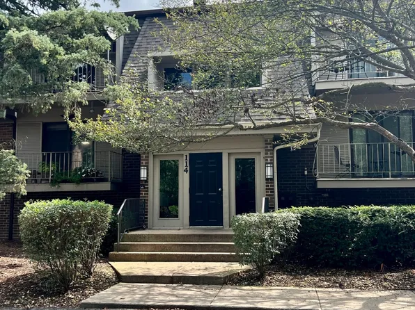 114 E Bailey Rd APT M, Naperville, IL 60565
