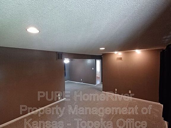 3rd image of 4227 SW Drury Ln