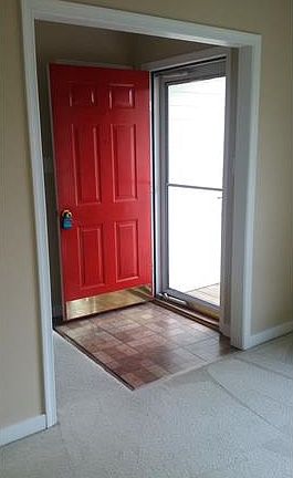 2nd image of 5617 Lake Crest Way