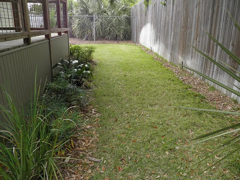810 Gibson Rd — Photo 35