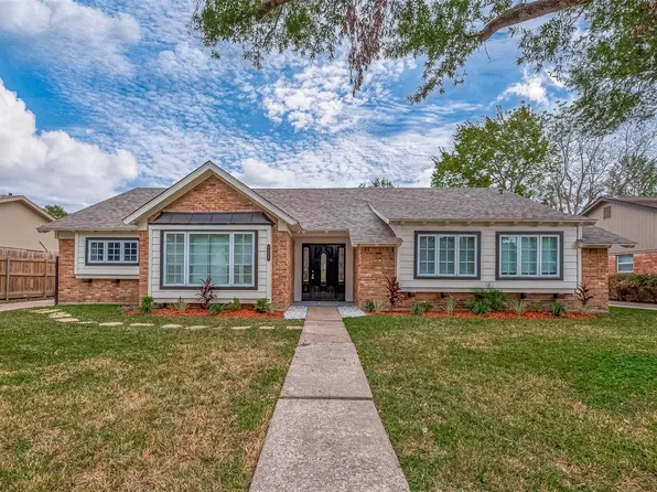 5622 Valkeith Dr, Houston, TX 77096
