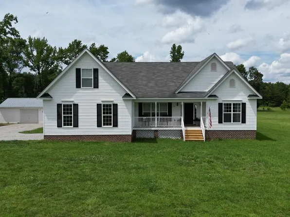 567 Traffic Rd, Chase City, VA 23924