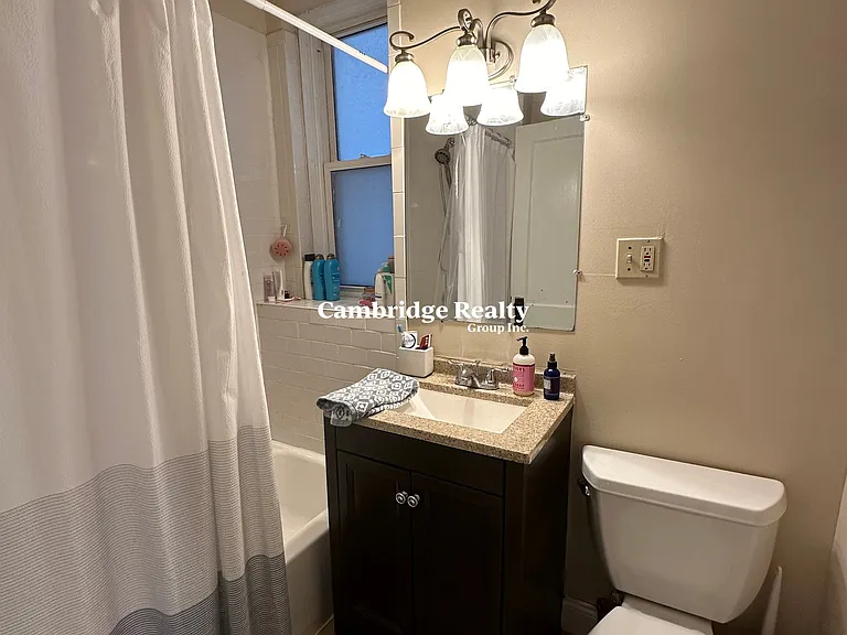 1197 Commonwealth Ave #1T — Photo 15