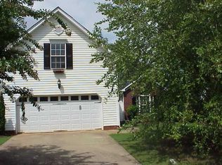 611 Lenore Dr, Boiling Springs, SC 29316