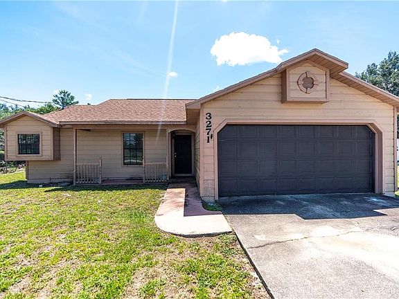 3rd image of 3271 Lackland Dr