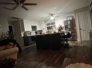 94 Governor Bell Dr, Pointblank, TX 77364
