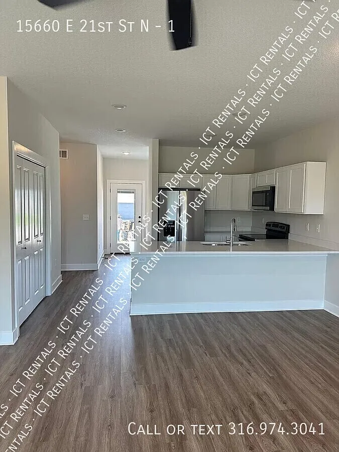 4 bed, 1926 sqft, $2,200 — Photo 4