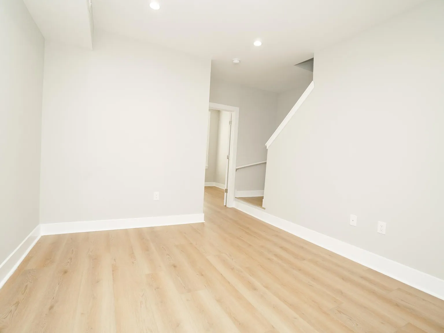 3 bed, $2,250 — Photo 3