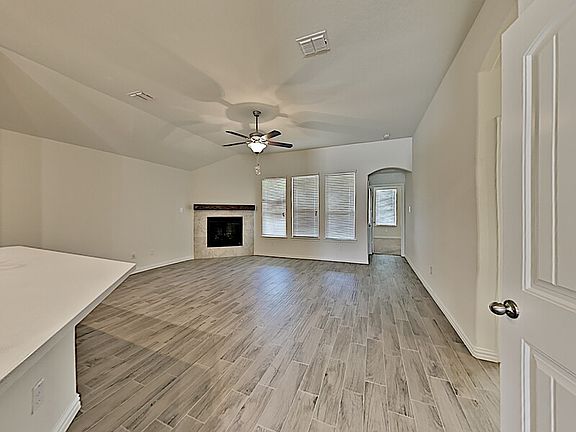 4th image of 9144 Bronze Meadow Dr