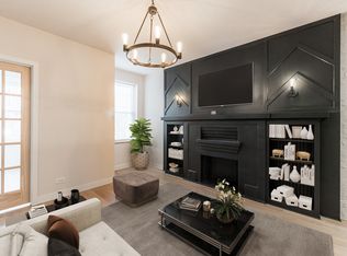 2439 W Walton St #1F, Chicago, IL 60622