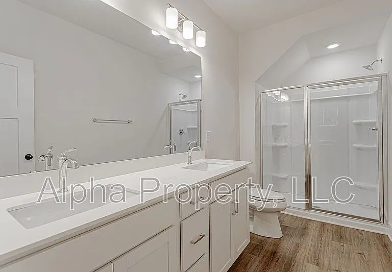 1554 Shallons Ct — Photo 18