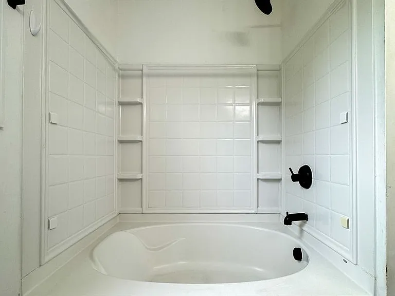 4214 Harbin Walk Ln — Photo 14