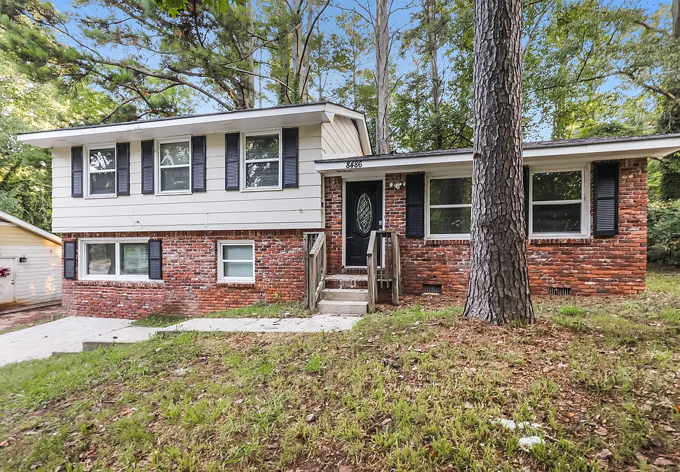 8486 Magnolia Dr