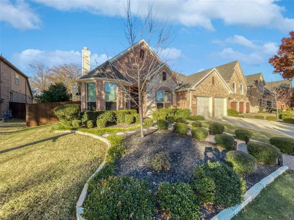 2612 Waters Edge Dr, Grand Prairie, TX 75054