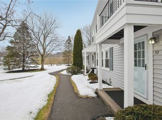 32 Arrowhead Way N, Fairport, NY 14450