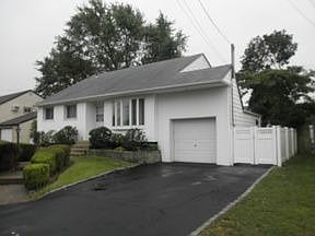 2nd image of 2994 Bayport Ct