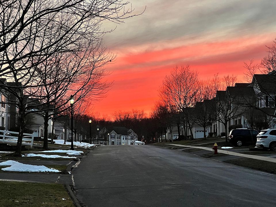 Gorgeous sunset views from the front
