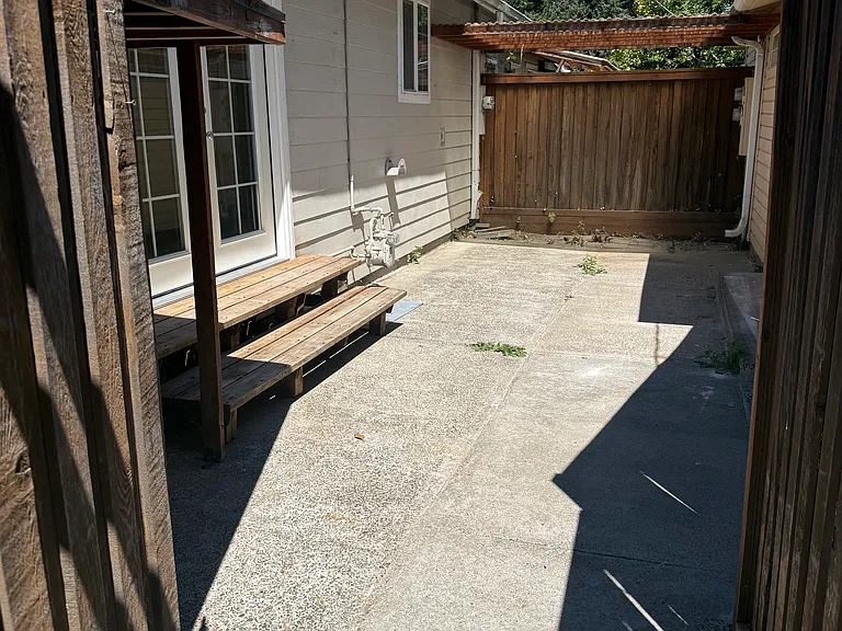 Private enclosed patio
