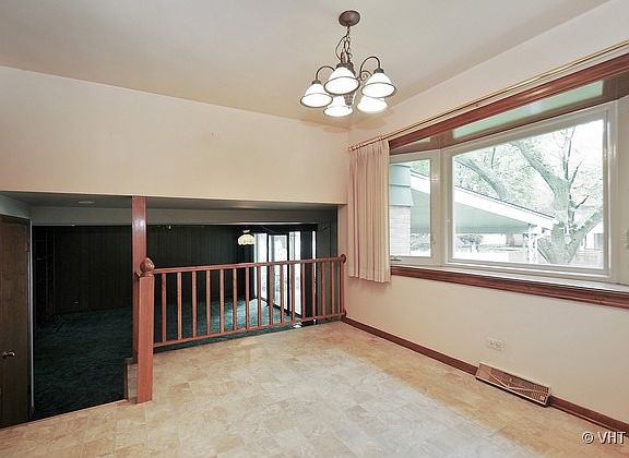 3rd image of 349 N Illinois Ave