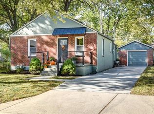 8620 Hayes St, Overland Park, KS 66212