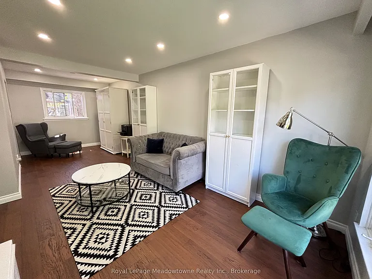 784 Graham Bell Ct — Photo 4