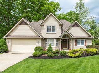 793 Ravenhill Rd, Northfield, OH 44067