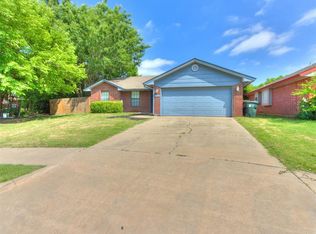 2101 Harbor Dr, Norman, OK 73071