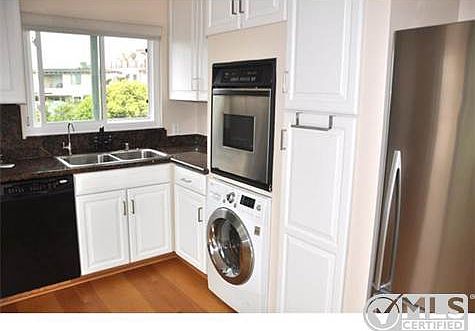 4th image of 230 Prospect St Unit 21